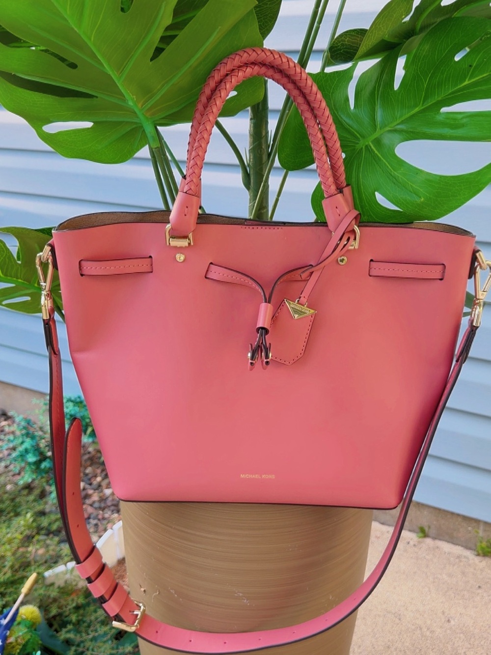 Michael Kors Blakely Pink Leather Bucket Bag Braided Handle Crossbody